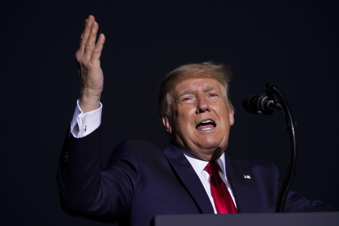 Trump chwali się poparciem