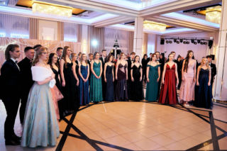 Studniówka siedleckiej Królówki 2026 - walc i polonez