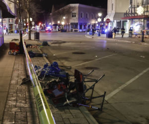 USA: Auto wjechało w paradę bożonarodzeniową