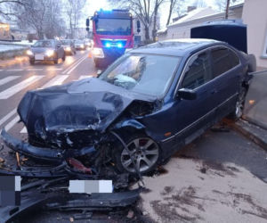 Podkarpackie. Pijany syn policjanta spowodował wypadek [ZDJĘCIA]