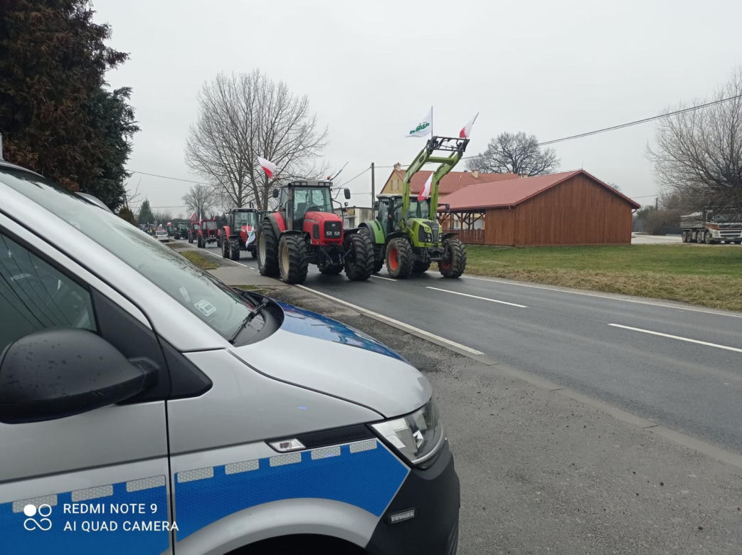 Strajk rolników w Krakowie i Małopolsce. Ciągniki blokują ulice w miastach