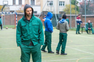 Pierwsza miłość, odcinek 4170: Bartek ponownie w tarapatach. Znajdzie się na celowniku przywódcy buntu - ZDJĘCIA