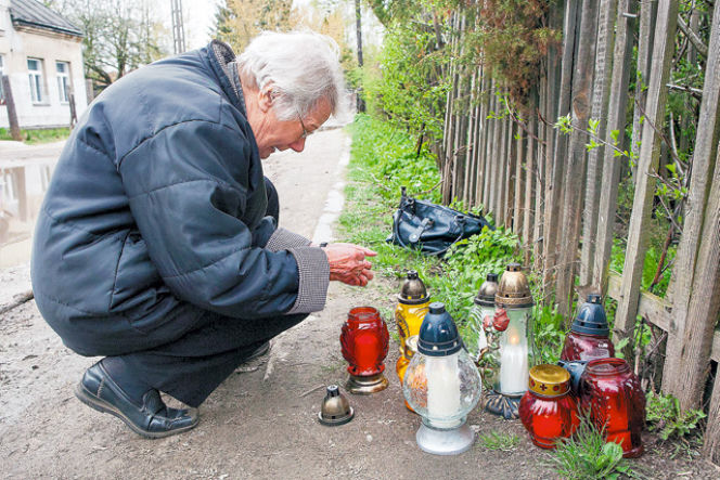 Rzeźnik z Wołomina zaatakował gdy spali: Zabijał matkę, obudził Sylwię, złamał jej szczękę i poderżnął gardło