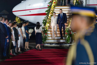 Karol i Marta Nawroccy już na Filipinach. Tak zaczęła się historyczna wizyta