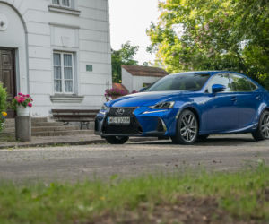 Lexus IS300h F SPORT