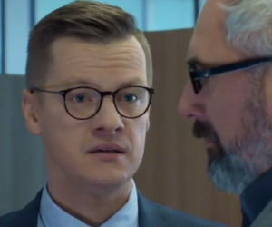 M jak miłość odcinek 1376, Adam (Jacek Kopczyński), Piotrek (Marcin Mroczek)