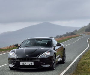 Aston Martin DB9 Carbon Edition