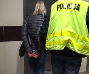Cios policji w mafię śmieciową: Nielegalne odpady w magazynach w Zawierciu i Częstochowie [ZDJĘCIA, NOWE FAKTY]