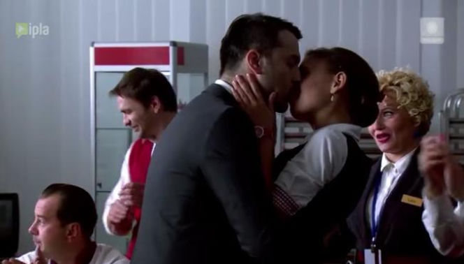 Hotel 52 sezon 7 odcinek 91. Tomasz (Filip Bobek), Sara (Klaudia Halejcio)