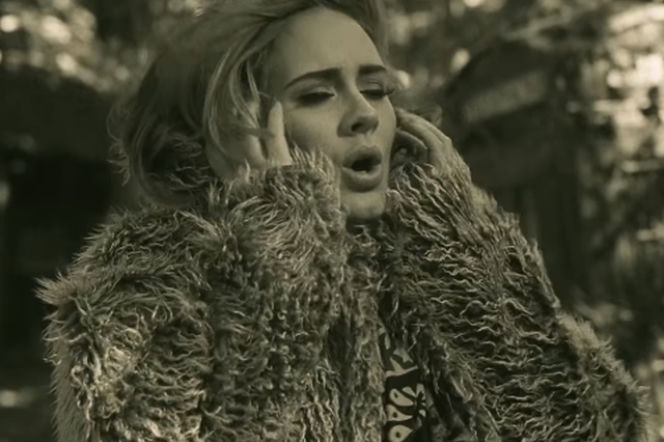 Adele - kadr z teledysku do Hello