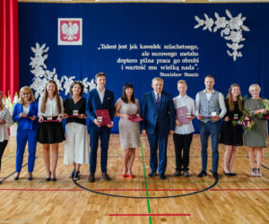Początek nowego roku szkolnego w Białymstoku. Naukę rozpoczęło 39 tys. dzieci i młodzieży