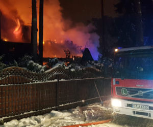 Augustów. Pożar hotelu. Znaczna część budynku spłonęła