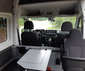 Policyjny Volkswagen Crafter