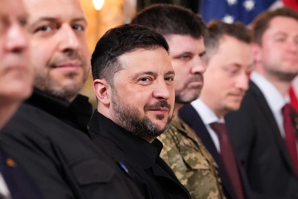 Trump wyrzucił dziennikarzy z sali. „Zabierz ich i daj im obiad!”