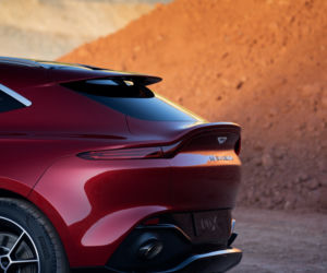 Aston Martin DBX (2020)