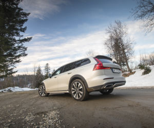 Volvo V60 Cross Country D4 190 KM AWD