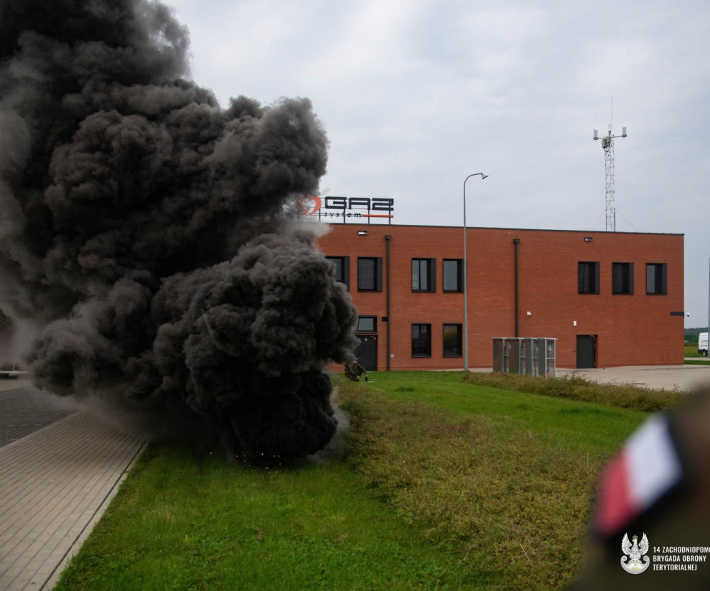 Atak drona, wybuch i pościg za dywersantami. Służby podjęły działania