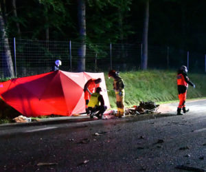Koszmarny wypadek na DK3. Auto odbijało się od TIR-ów jak resorak. Kierowca zmasakrowany