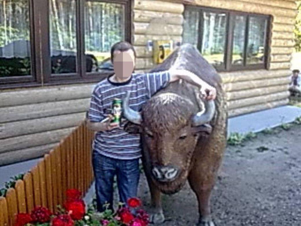 Zadźgał Tomka widelcem do mięsa, bo ujrzał w nim dzika. „Oskarżony miał wizje...”