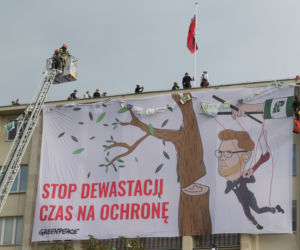 Aktywiści weszli na dach Ministerstwa