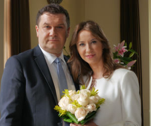 Pierwsza miłość, Beata (Katarzyna Ankudowicz), Cezary (Robert Wabich)