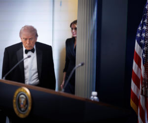 Strzały na kolacji z udziałem Donalda Trumpa