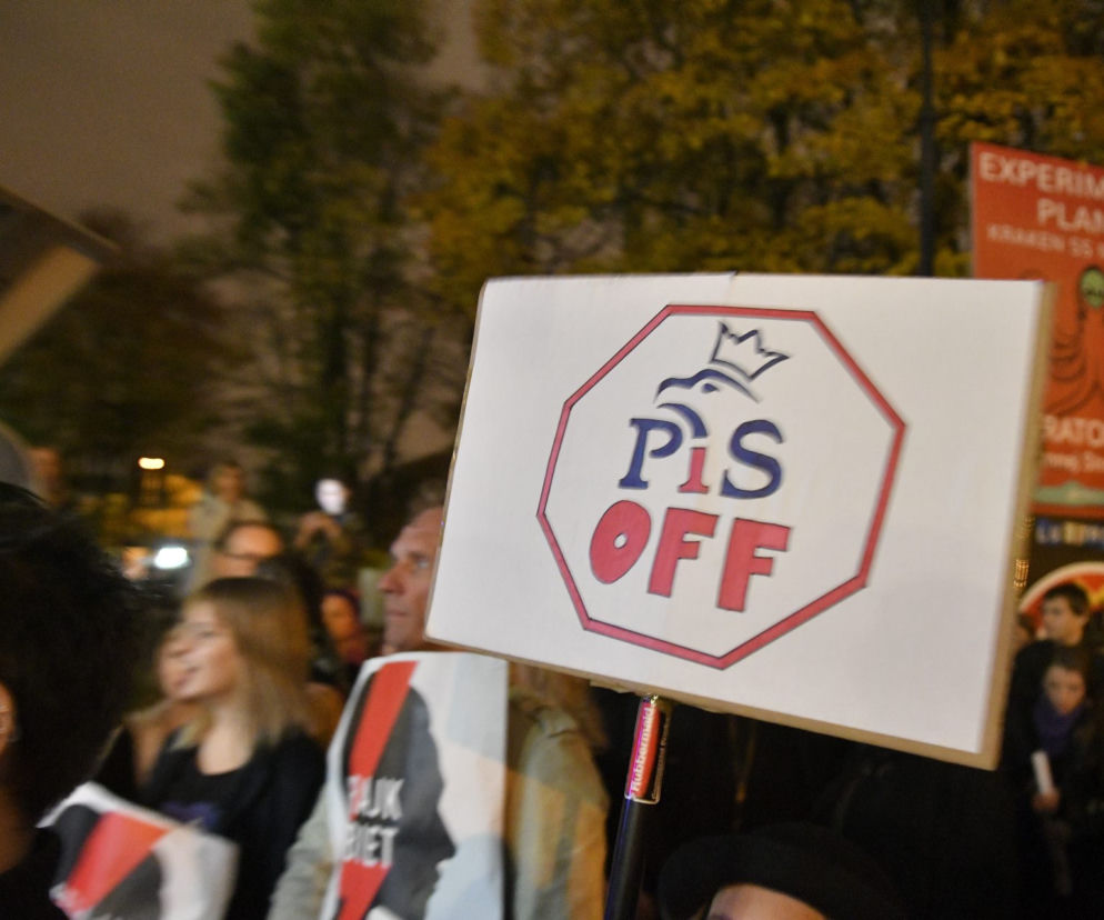 Manifestacja pod Sejmem - NIE dla zakazu edukacji seksualnej