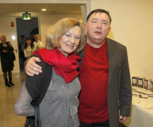 Mieczysław Hryniewicz od lat zachwyca widzów. Tak zmieniał się gwiazdor „Na Wspólnej”
