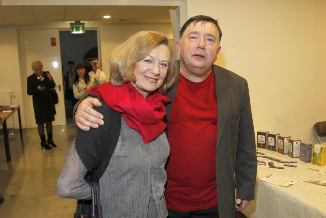 Mieczysław Hryniewicz od lat zachwyca widzów. Tak zmieniał się gwiazdor „Na Wspólnej”