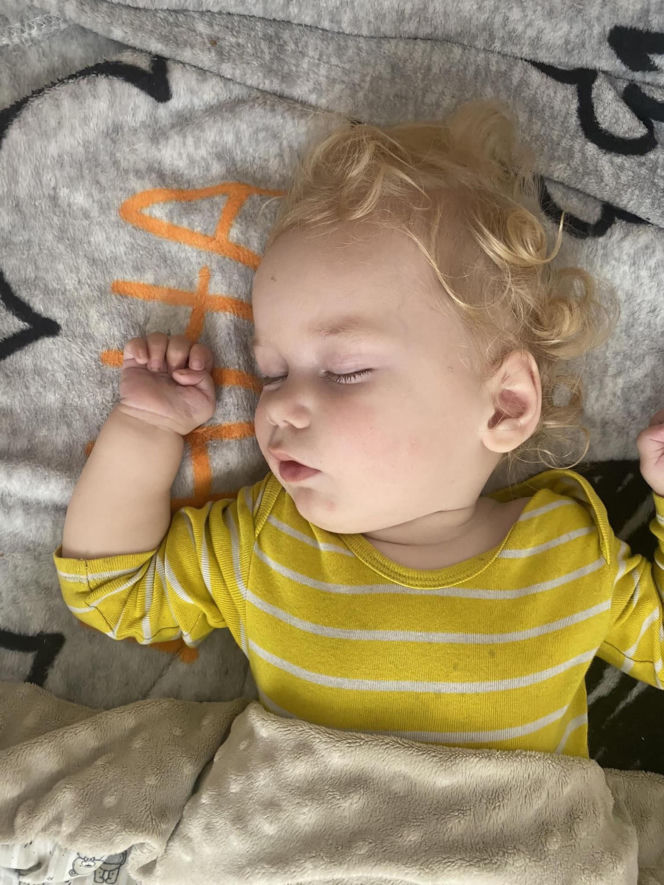 Nie żyje mała wojowniczka. Wcześniej zmarł jej braciszek. Urzędnicy odmawiali pomocy