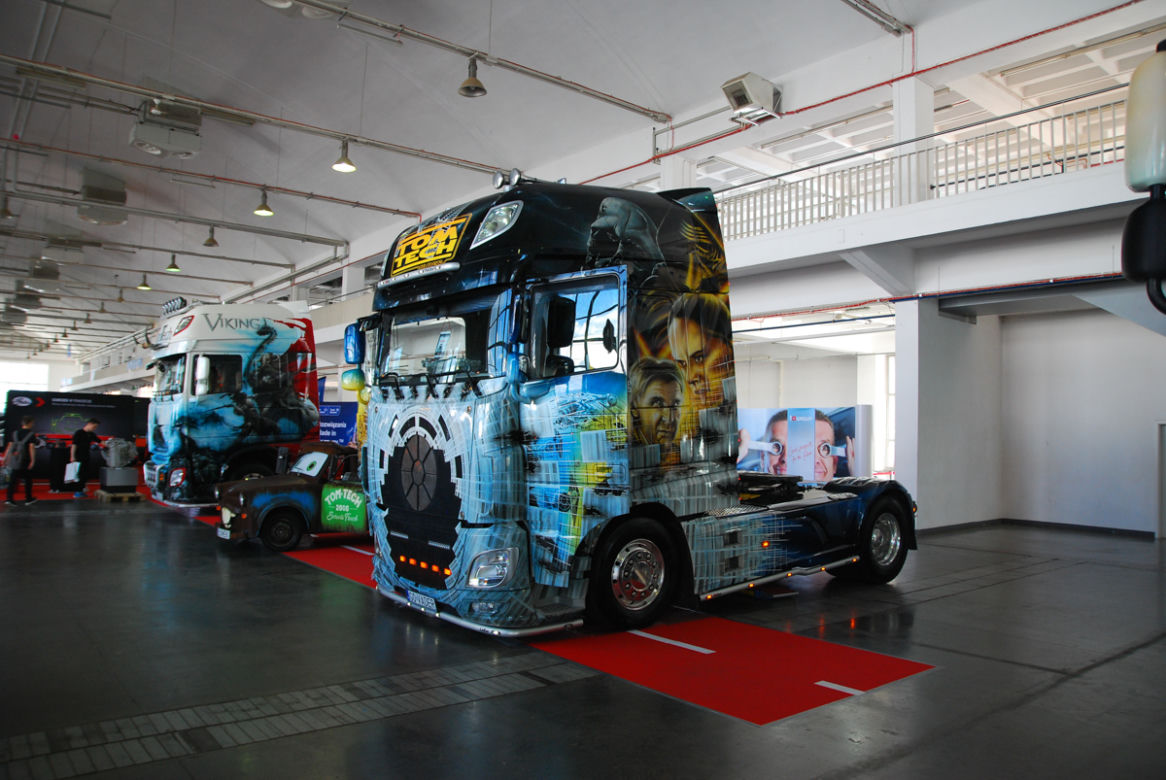 Waga ciężka na targach Motorshow Poznań 2017