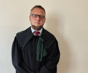 Zabił Krystiana, skacząc mu po głowie