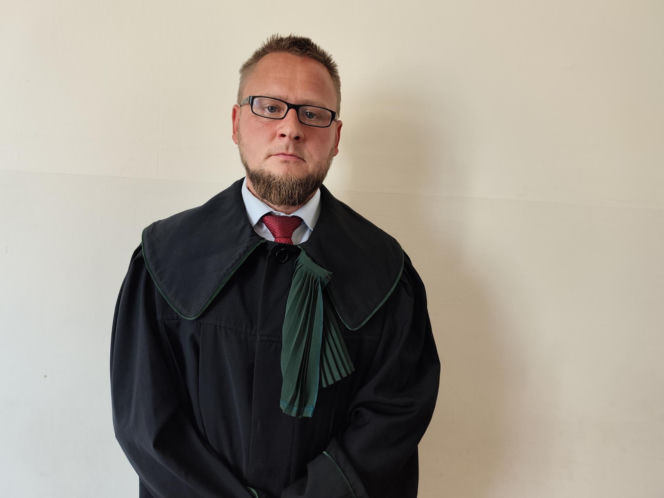 Zabił Krystiana, skacząc mu po głowie