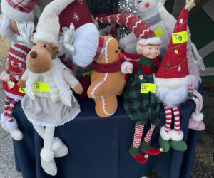 Pokémony, różowe gofry i zaskakujące różnice w cenach. Porównaliśmy łódzkie jarmarki