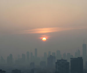 Smog z Polski dusi Berlin? Niemcy wskazują winnego, ale zapominają o jednym