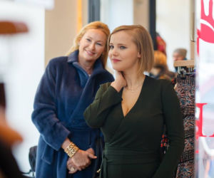 O mnie się nie martw 4 sezon odc. 5. Iga (Joanna Kulig), Renata Kaszuba (Katarzyna Gniewkowska)