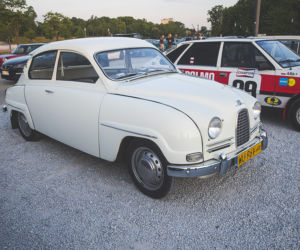 Spotkanie grupy Youngtimer Warsaw pod PGE Narodowym