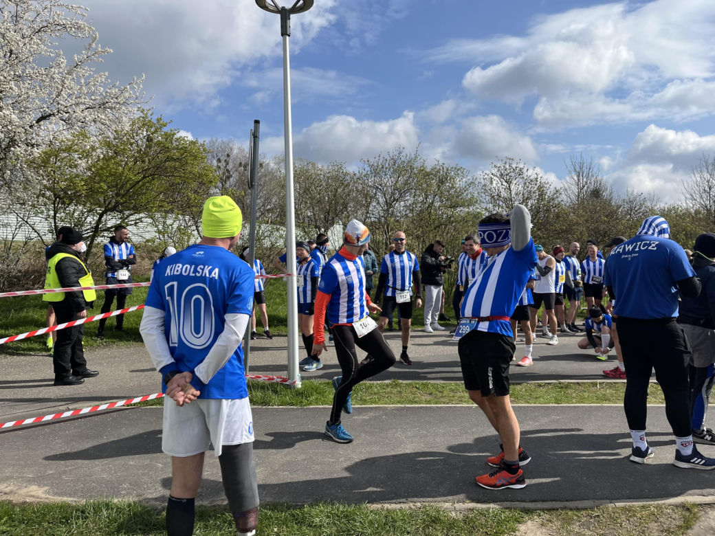 Kibolska Dycha 2024. Wyjątkowy bieg kibiców Lecha Poznań