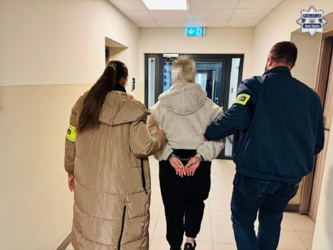 Para skatowana na ulicy. 17-latka złamała nos 20-latkowi, spędzi święta w areszcie