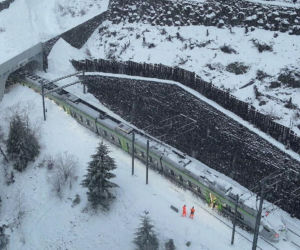 Szwajcaria/ Wykoleił się pociąg w Alpach, trwa akcja ratunkowa