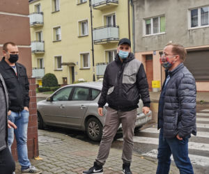 Tajemnicza kartka w słoiku