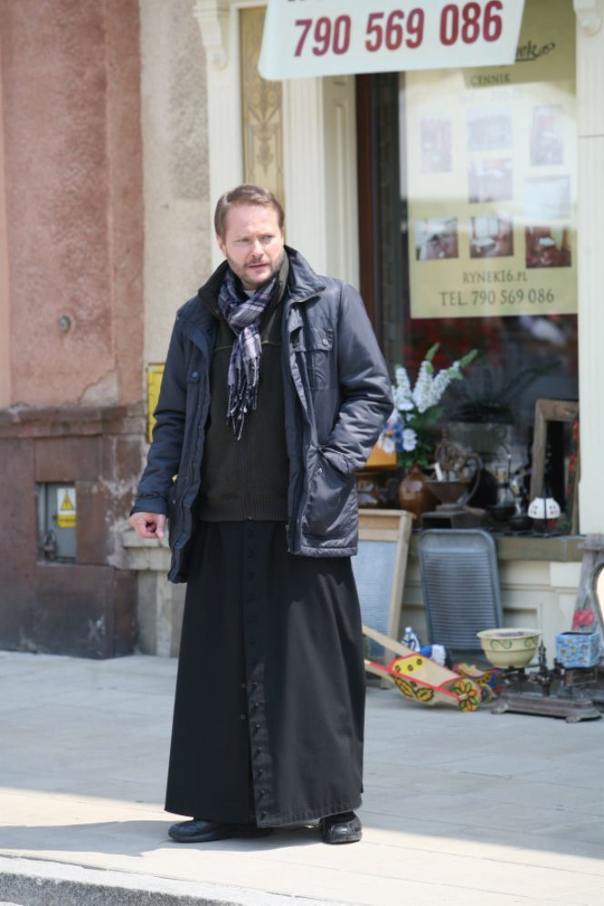 "Ojciec Mateusz" zarobił 10 milionów. Artur Żmijewski