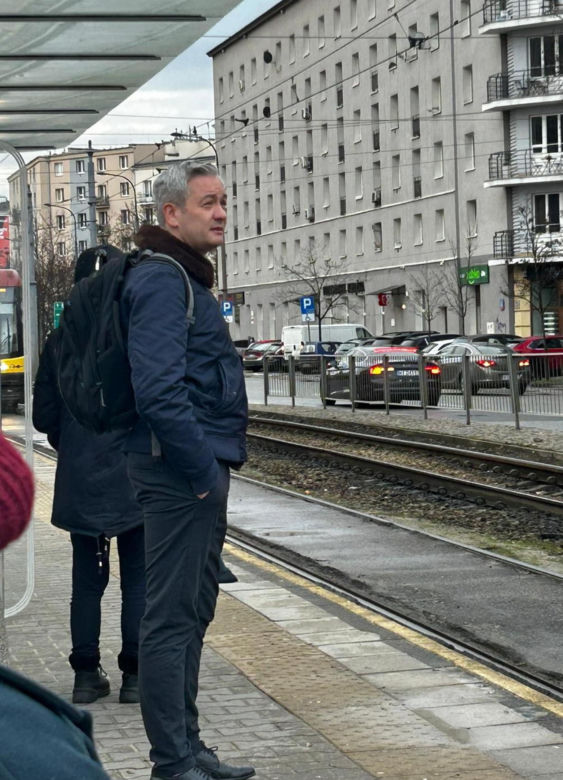 Robert Biedroń zaczepiany w tramwaju przez współpasażerów