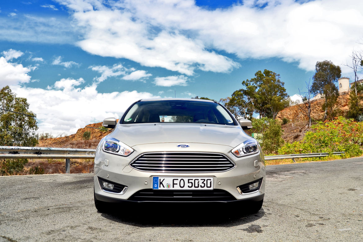 Ford Focus lifting 2015