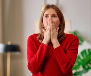 Na Wspólnej, odcinek 4171: Kariera Mariusza wisi na włosku. Mężczyzna ucieka w alkohol i odsuwa się od Oli