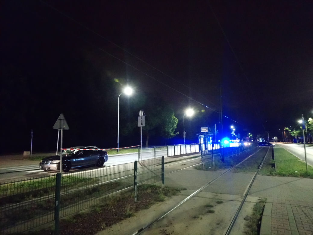 Koszmarny wypadek w Krakowie. Wbiegł wprost pod BMW, zginął na miejscu