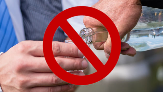 Kolejne polskie miasto zakazuje nocnej sprzedaży alkoholu. Przesądziła tragiczna śmierć młodego mężczyzny