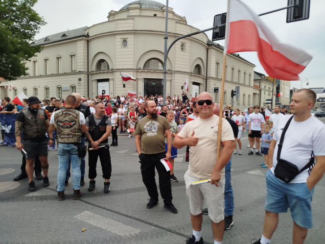 „Cześć i chwała bohaterom!”. Siedlczanie spotkali się w centrum miasta, by uczcić 82. rocznicę wybuchu Powstania Warszawskiego
