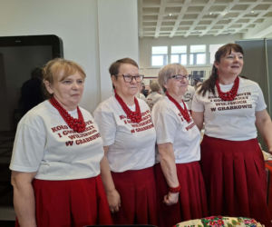 Starachowice tętnią tradycją! Trwa pierwszy Festiwal Kół Gospodyń i Gospodarzy Wiejskich „Lokalne pasje”