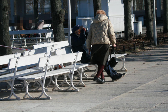 Stefan Friedmann z żoną na spacerze